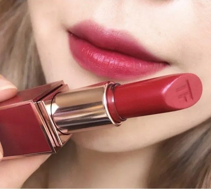 Tom Ford Lost Cherry Lip Color