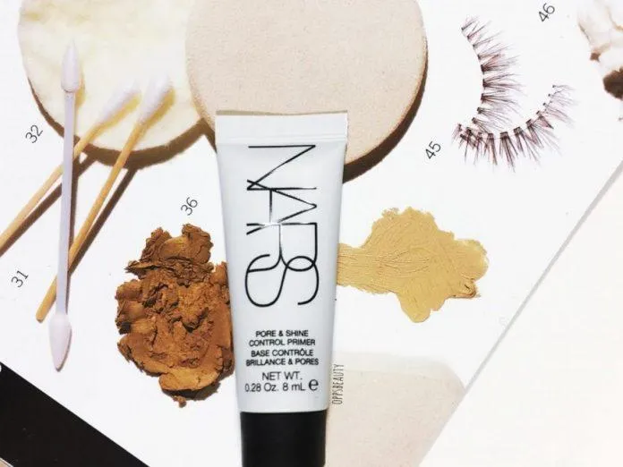 Kem lót Nars Cosmetics Pore Shine Control còn có khả năng nuổi dưỡng tế bào biểu bì. (Nguồn: Internet).