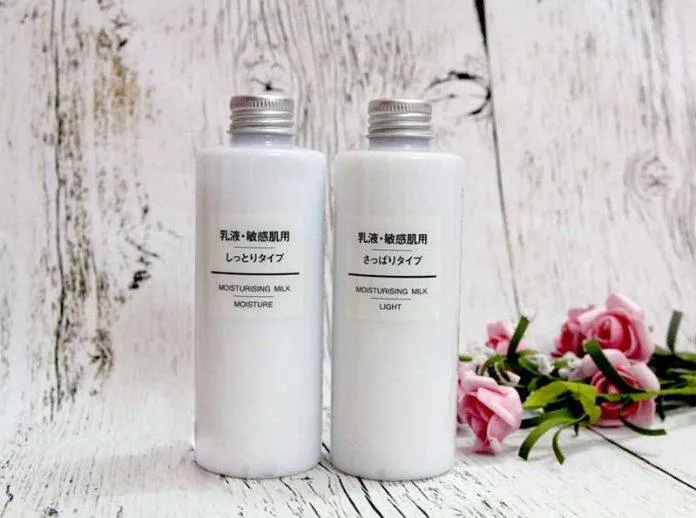 Bao bì của dòng sản phẩm sữa dưỡng ẩm Muji Moisturising Milk (Nguồn: Internet)