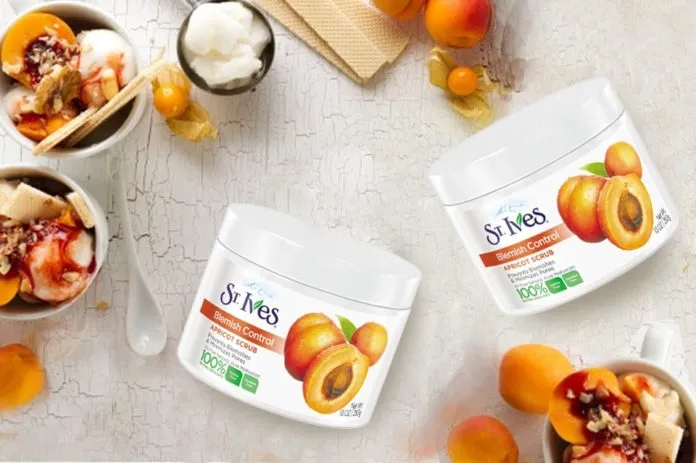 Tẩy tế bào chết St.Ives Blemish Control Apricot Scrub