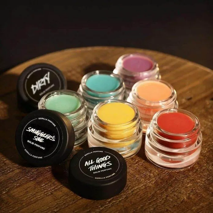 Nước hoa khô Lush