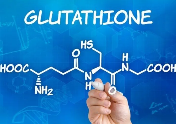 Glutathione được xem là "bậc thầy" trong vai trò chống oxy hóa, dưỡng trắng da ( Nguồn: internet)