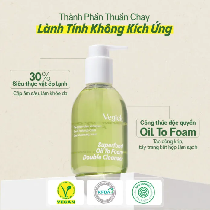 Sữa rửa mặt Superfood 2 trong 1 lành tính an toàn. (Nguồn: Internet)