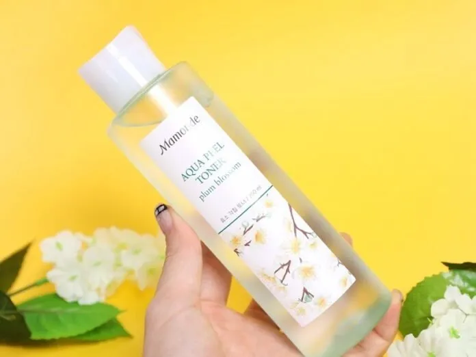 Nước hoa hồng Mamonde Chamomile Pure Toner