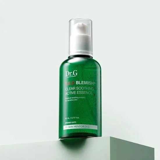 Tinh chất Dr.G R.E.D Blemish Clear Soothing Active Essence thiết kế dạng vòi pump rất tiện lợi (Nguồn: internet)