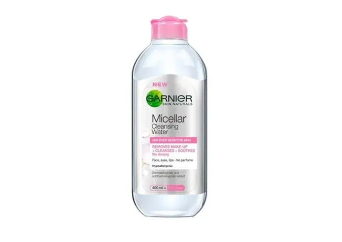 Nước tẩy trang Garnier Cleansing Micellar Water All in-1 (màu hồng) (Ảnh: Internet).