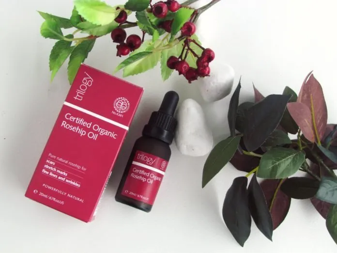 Review dầu dưỡng ẩm Trilogy Certified Organic Rosehip Oil