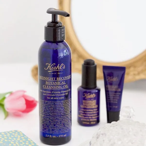 Review dầu tẩy trang Kiehl’s Midnight Recovery Botanical Cleansing Oil