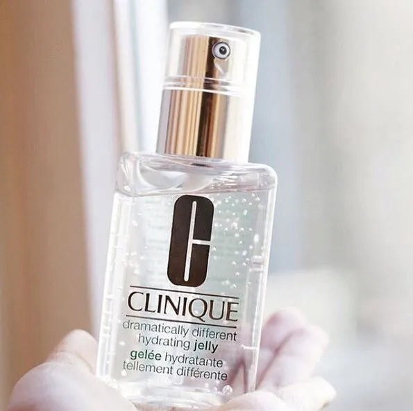 Clinique Dramatically Different Hydrating Jelly