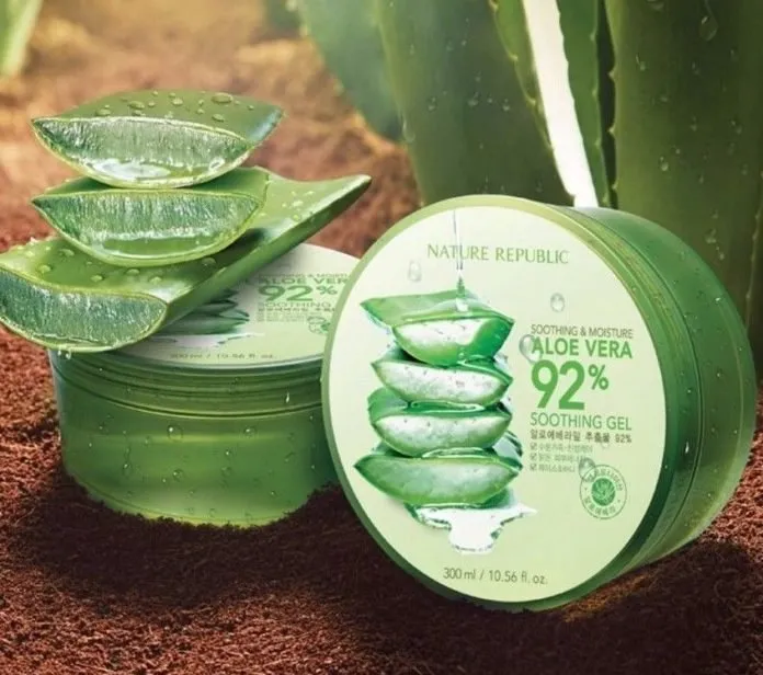 Nature Republic Soothing & Moisture Aloe Vera 92% Soothing Gel 