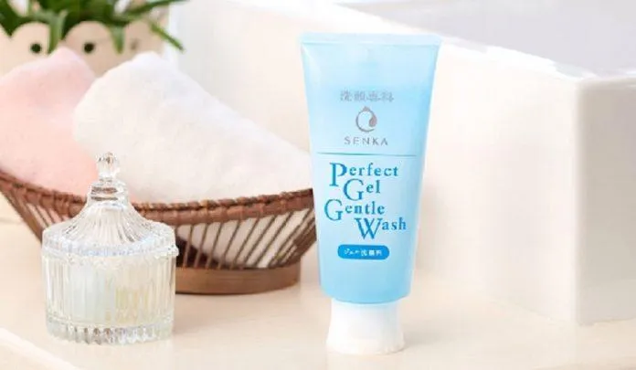 Review gel rửa mặt dịu nhẹ Senka Perfect Gel Gentle Wash