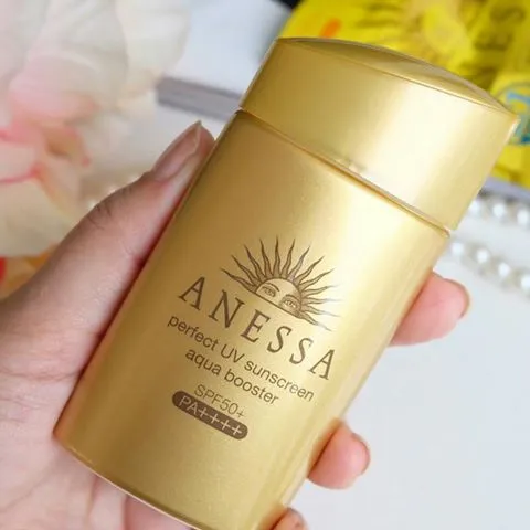 Review kem chống nắng Anessa Perfect UV Sunscreen Aqua Booster SPF50+/PA++++