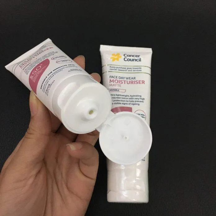 Review kem chống nắng Cancer Council Face Day Moisturizer Matte Invisible dưỡng ẩm dành cho da mặt SPF50+ UVA-UVB