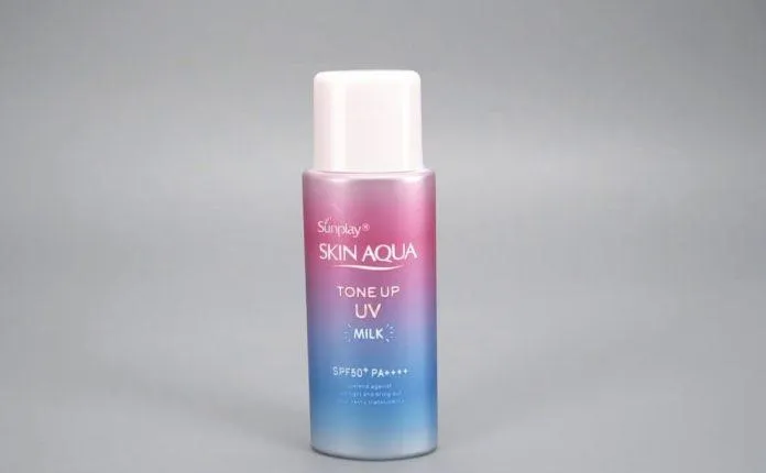 Kem chống nắng dạng sữa Sunplay Skin Aqua Tone Up UV Milk (ảnh: Internet)