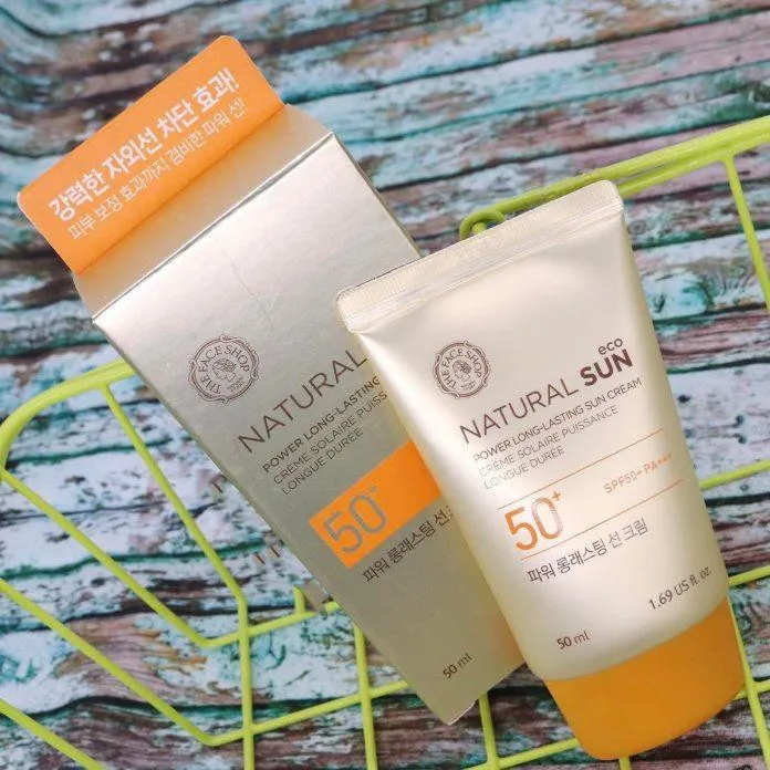 Review kem chống nắng Natural Sun Eco Power Long-Lasting Sun Cream SPF50+ PA+++