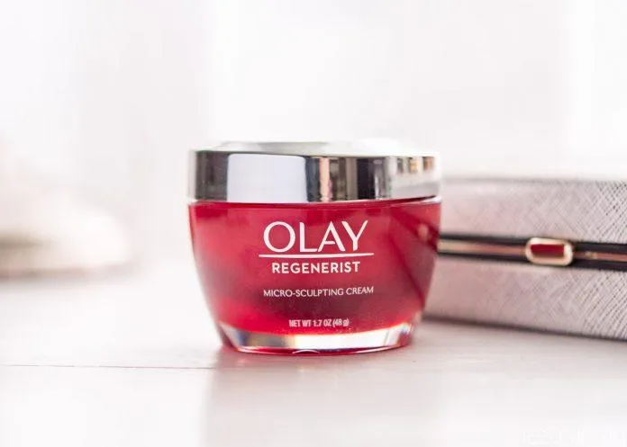 Olay Regenerist Micro-Sculpting Cream (ảnh: Internet)