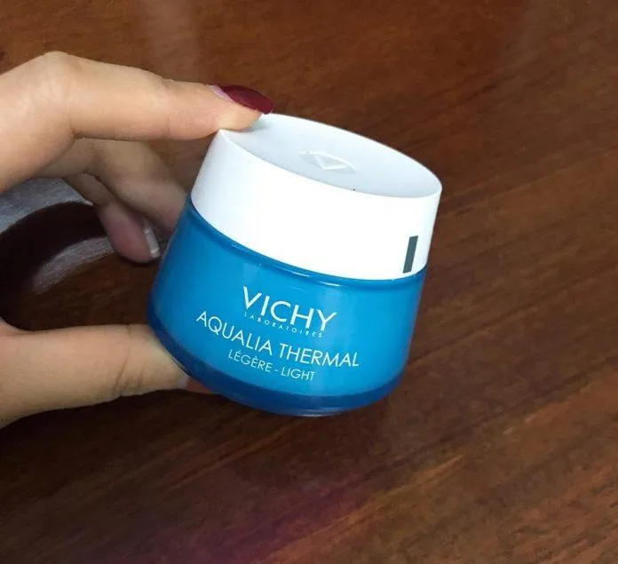 Kem dưỡng ẩm Vichy Aqualia Thermal Light Cream (ảnh: IInternet)