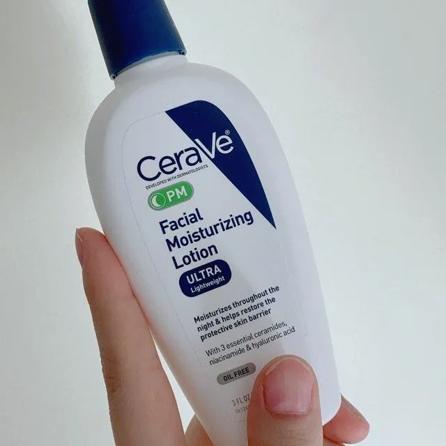 Review kem dưỡng CeraVe Facial Moisturizing Lotion PM 4% Niacinamide: cho da mịn căng sáng bóng