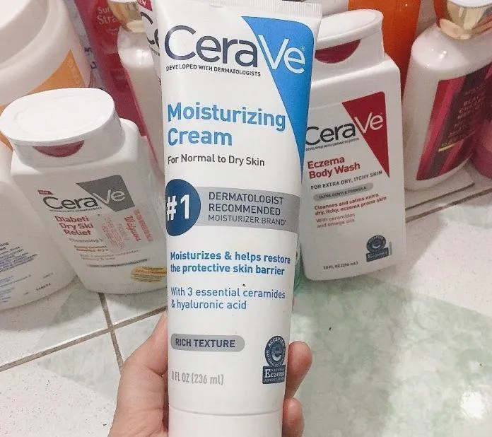 Review kem dưỡng Cerave Moistuizing Cream for Normal to Dry Skin: “ông hoàng” trong “làng” dưỡng ẩm