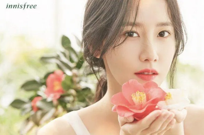 Thương hiệu mỹ phẩm Innisfree luôn được đại diện từ "nàng thơ" Yoona xinh đẹp ( Nguồn: internet)