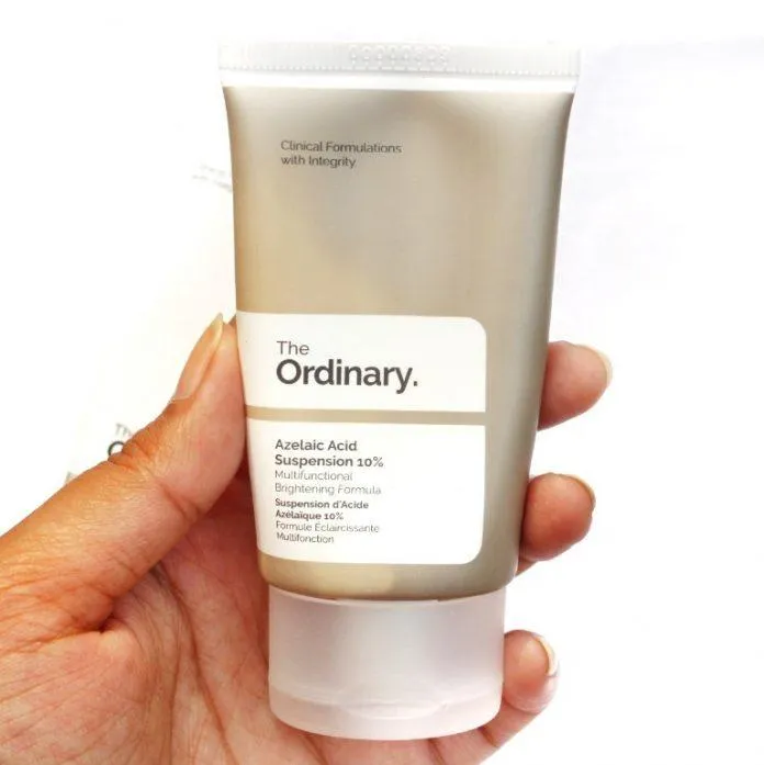 Kem dưỡng The Ordinary Azelaic Acid Suspension 10% là sự lựa chọn tuyệt vời cho làn da mụn (nguồn: Internet).