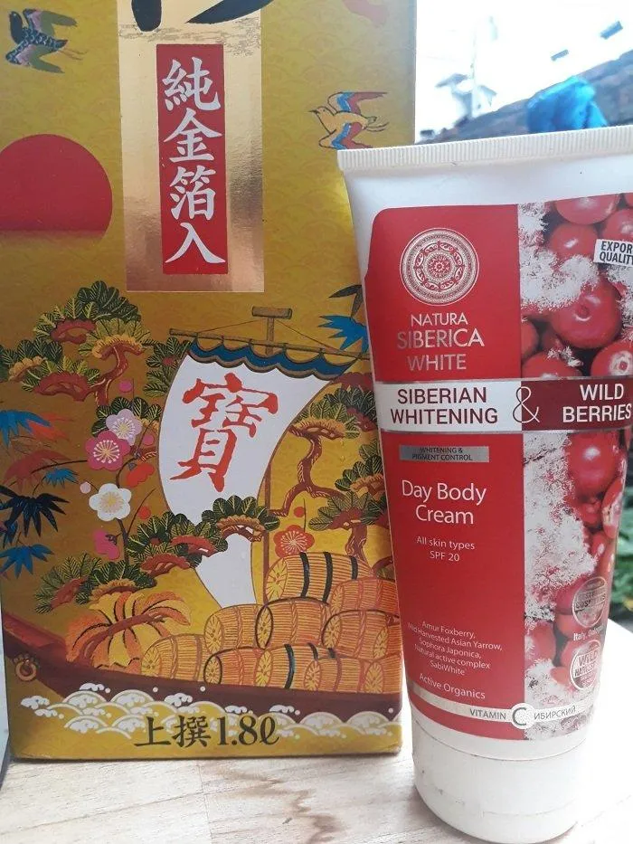 Review kem dưỡng trắng da toàn thân ban ngày Natura Siberica White: Dùng là mê liền