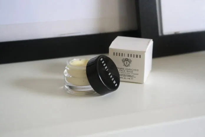 Bobbi Brown Vitamin Enriched Face Base