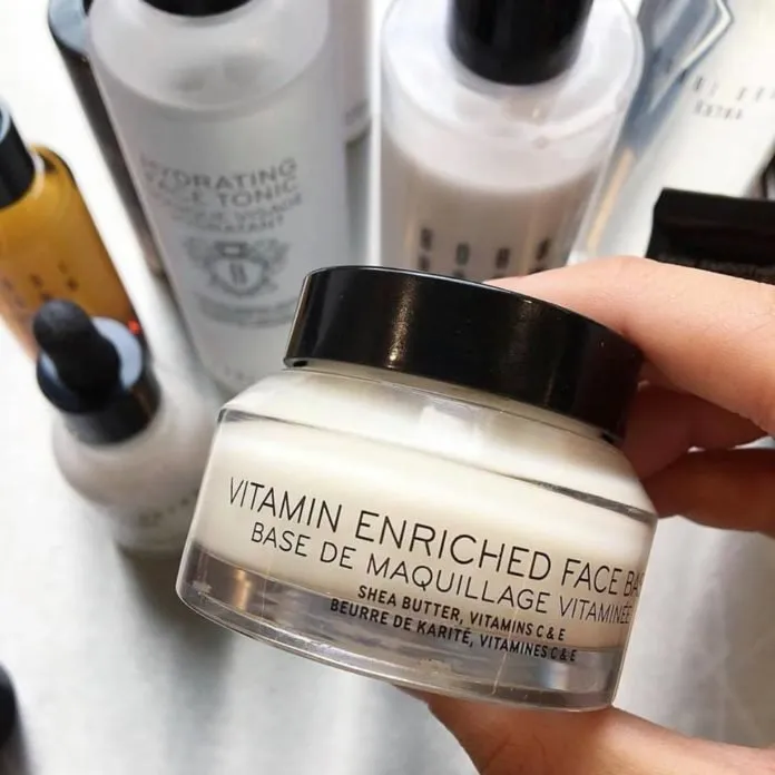 Bobbi Brown Vitamin Enriched Face Base