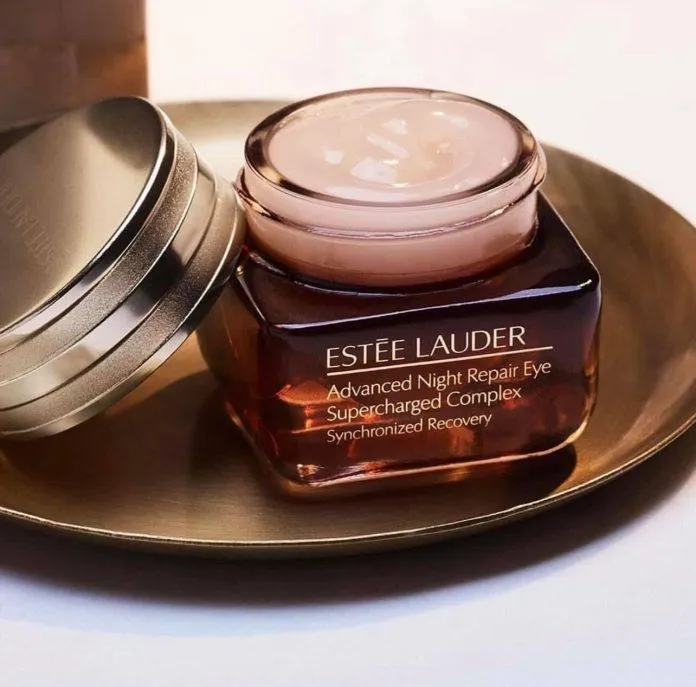 Kem mắt Estee Lauder Advanced Night Repair Eye là lựa chọn hàng đầu đối với nhiều tín đồ làm đẹp (ảnh: internet)