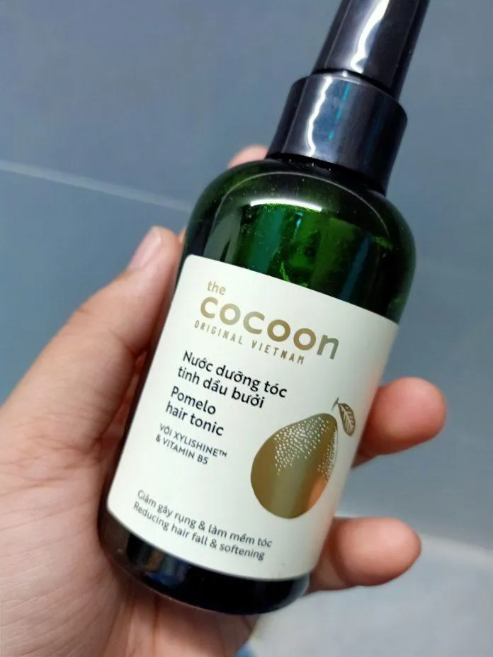 Review nước dưỡng tóc tinh dầu bưởi Cocoon Pomelo Hair Tonic