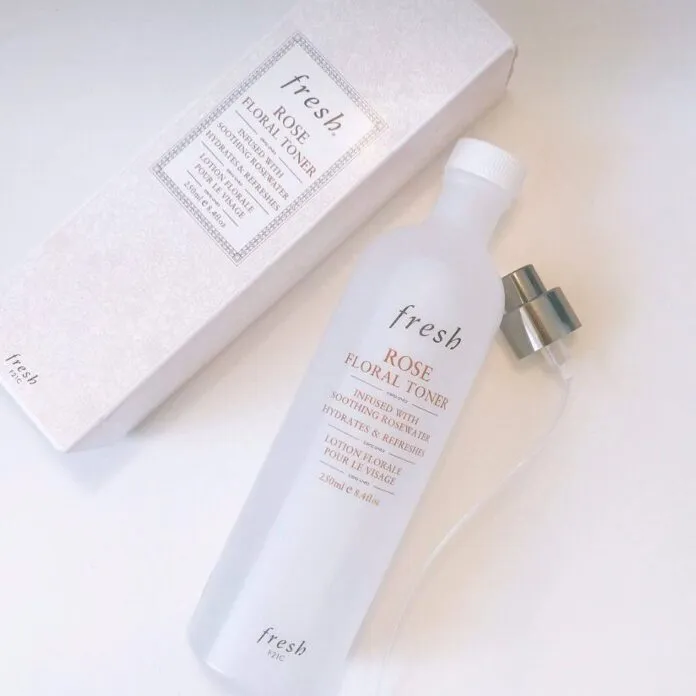 Fresh Rose Floral Toner giúp cân bằng da hiệu quả