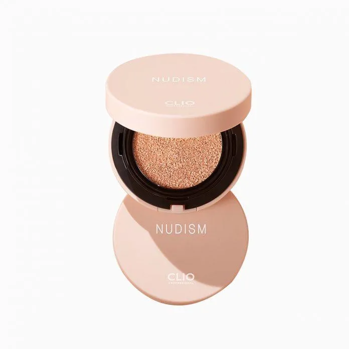 Review phấn nước Clio Nudism Velvetwear Cushion: Lớp nền mỏng nhẹ tự nhiên