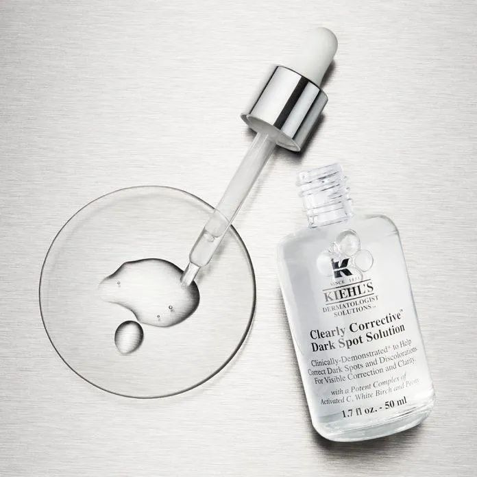 Review serum Kiehls Clearly Corrective Dark Spot Solution: Giải pháp cho làn da thâm sạm bao bì chống lão hoá Citric Acid công dụng dịu nhẹ dưỡng da trắng sáng giá bao nhiêu glycerin Làm mờ thâm nám làm sáng da làn da lành tính mỹ phẩm Salicylic Acid serum Kiehl s Clearly Corrective Dark Spot Solution tẩy tế bào chết thâm sạm thành phần thông tin thương hiệu