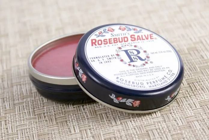 Smith’s Rosebud Salve Lip Balm