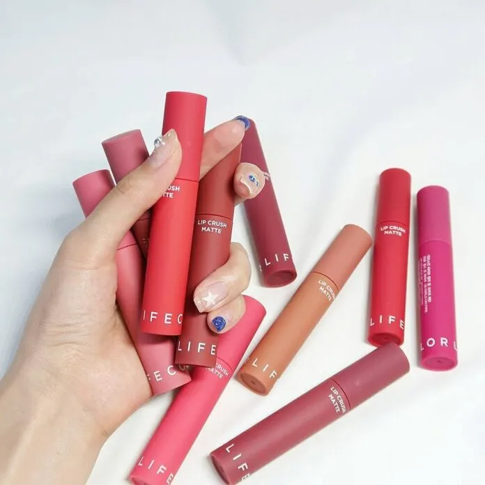 Review son Its Skin Life Color Lip Crush Matte: son kem lì mid-end chất lượng Its Skin Life Color Lip Crush Matte màu san hô đất review mỹ phẩm review son son it s skin life color lip crush matte son màu cam đỏ son màu cam vàng son màu đỏ cháy son màu hồng cánh sen son màu hồng đất lạnh son màu hồng neon son màu hồng tím son màu san hô nhạt