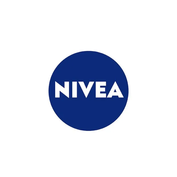 Nivea Pearl White Super Mousse Facial Cleanser