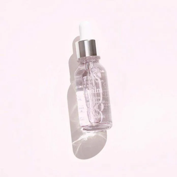 Tinh chất 9Wishes Calm Ampule Serum có khả năng làm dịu và giúp da thư giản hiệu quả (Ảnh: internet)