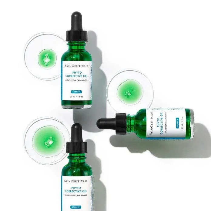 Serum Skinceuticals Phyto Corrective Gel với kết cấu màu xanh độc đáo (Nguồn: Internet)