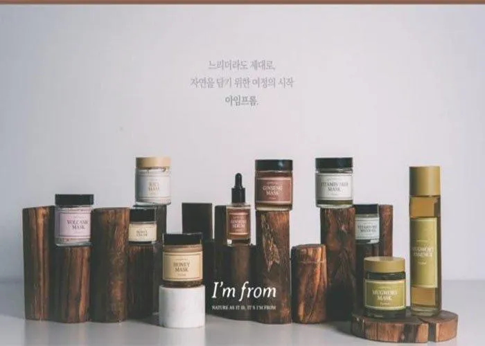 Review toner làm sáng da I’m From Rice Toner Amaranthus Caudatus Love Lies Bleeding Seed Extrac cấp ẩm chống lão hoá chống oxy hóa công dụng dưỡng ẩm cho da I’m From kiềm dầu làm sáng da làm trắng da lành tính mỹ phẩm Hàn Quốc Niacinamide Vitamin B3 Oryza Sativa Rice Extract Chiết xuất cám gạo phục hồi da Portulaca Oleracea Green Purslane Extract chiết xuất rau sam review toner sản phẩm sáng da thành phần thiết kế thương hiệu thương hiệu I m From toner Ulmus Davidiana Root Extract