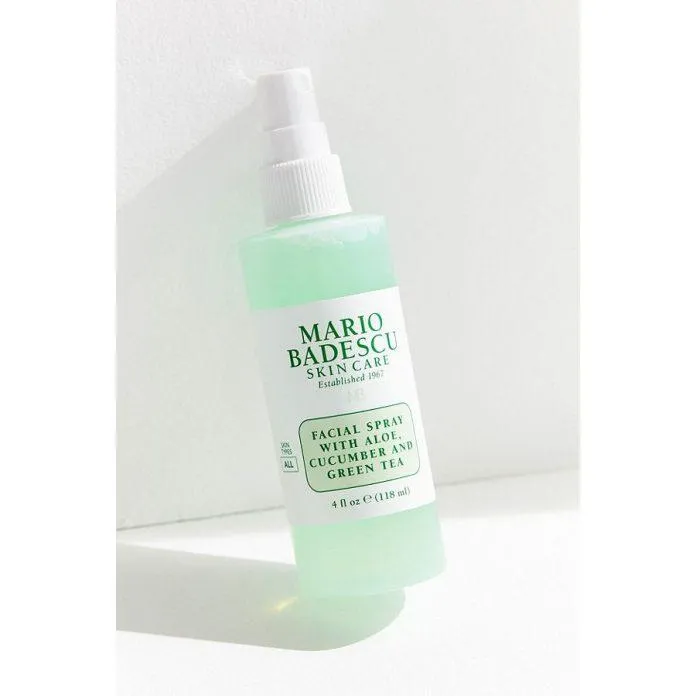 Review toner xịt Mario Badescu Facial Spray: cấp ẩm tuyệt vời với thiết kế tone màu pastel siêu cưng