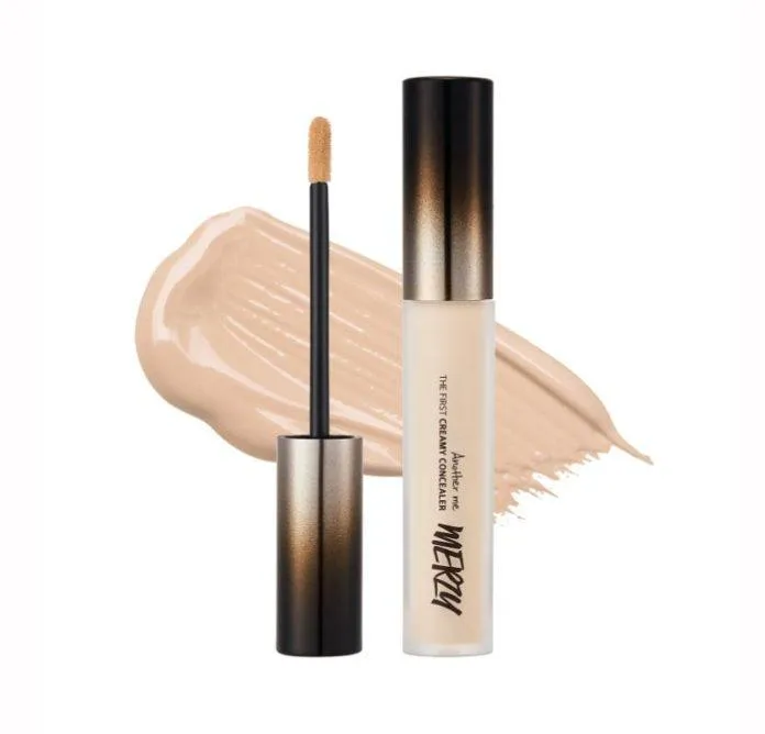 Merzy The First Creamy Concealer có phần vỏ đen - vàng đồng. (Nguồn: Internet).