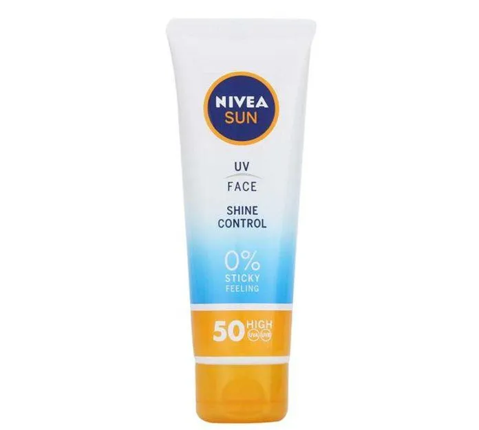 Kem chống nắng Nivea UV Face Shine Control (Ảnh: Internet).