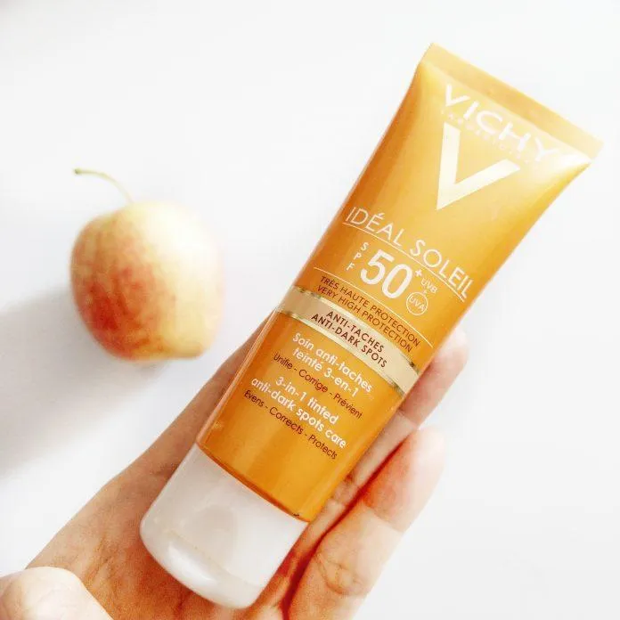 Kem chống nắng Vichy Ideal Soleil Anti Dark Spot có tác dụng giảm mờ thâm nám trên da ( Nguồn: internet)