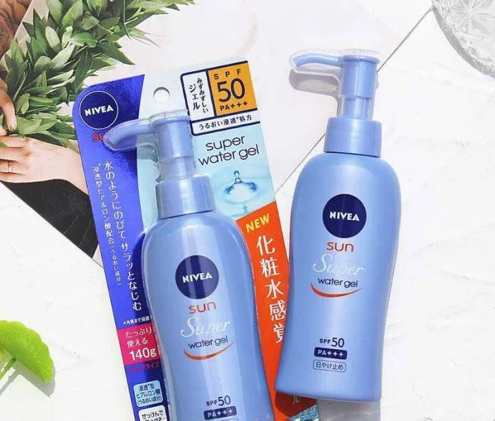 NIVEA Sun Super Protect Water Gel SPF 50+ PA+++ bổ sung độ ẩm tốt nên chăm sóc làn da mịn màng, tươi trẻ (ảnh: internet).