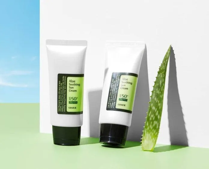 Kem chống nắng vật lý lai hoá học Cosrx Aloe Soothing Sun Cream (Ảnh: Internet).