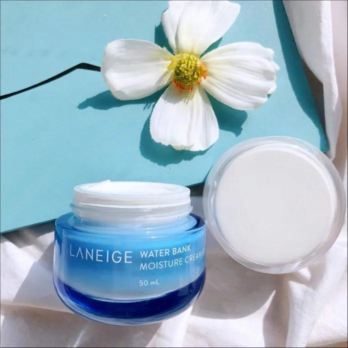 Laneige Water Bank giúp cấp nước tức thì