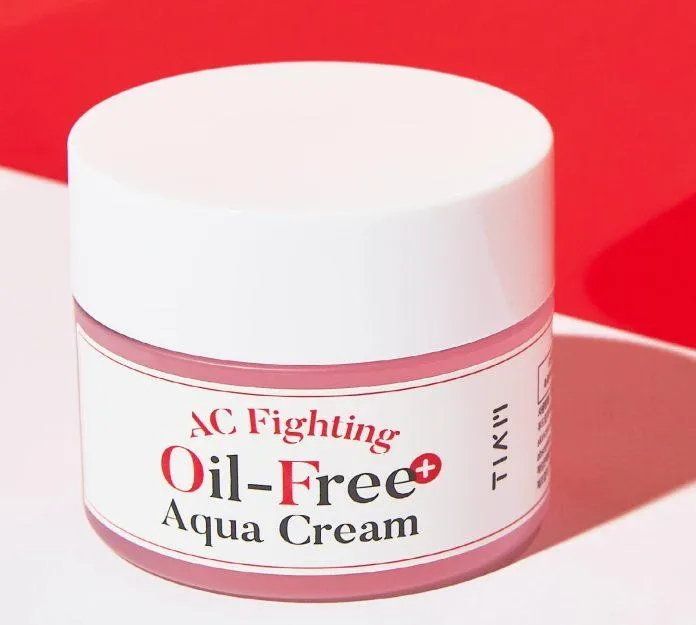 Kem dưỡng ẩm Tiam AC Fighting Oil Free Aqua Cream có khả năng hạ nhiệt độ, làm mát da ( Nguồn: internet)