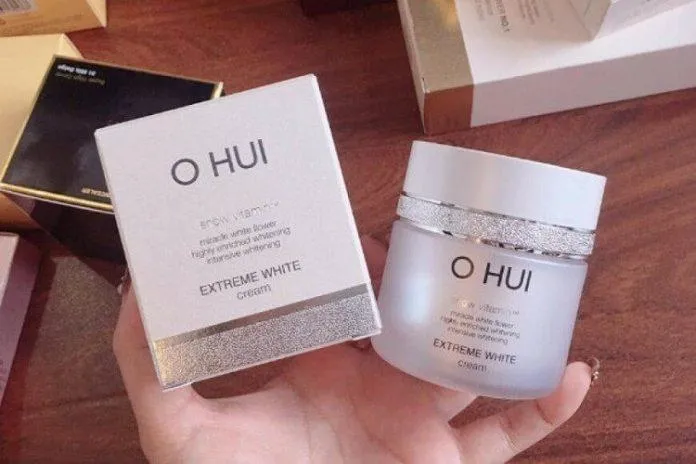 Kem trị nám tàn nhang Ohui Extreme White Cream (Nguồn: Internet).