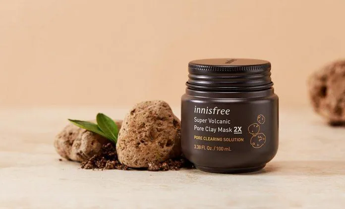 Mặt nạ trị mụn Innisfree Super Volcanic Pore Clay Mask với chiết xuất từ tro núi lửa Hàn Quốc làm sạch da hiệu quả ( Nguồn: internet)