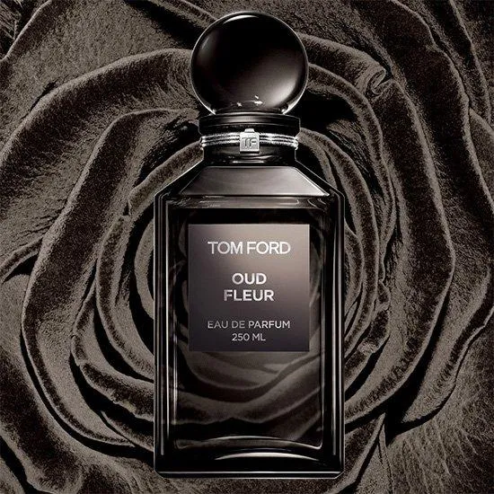 Tom Ford Oud Fleur mang đến cảm giác trầm ấm và trưởng thành từ nhóm hương gỗ mộc (Nguồn: internet)